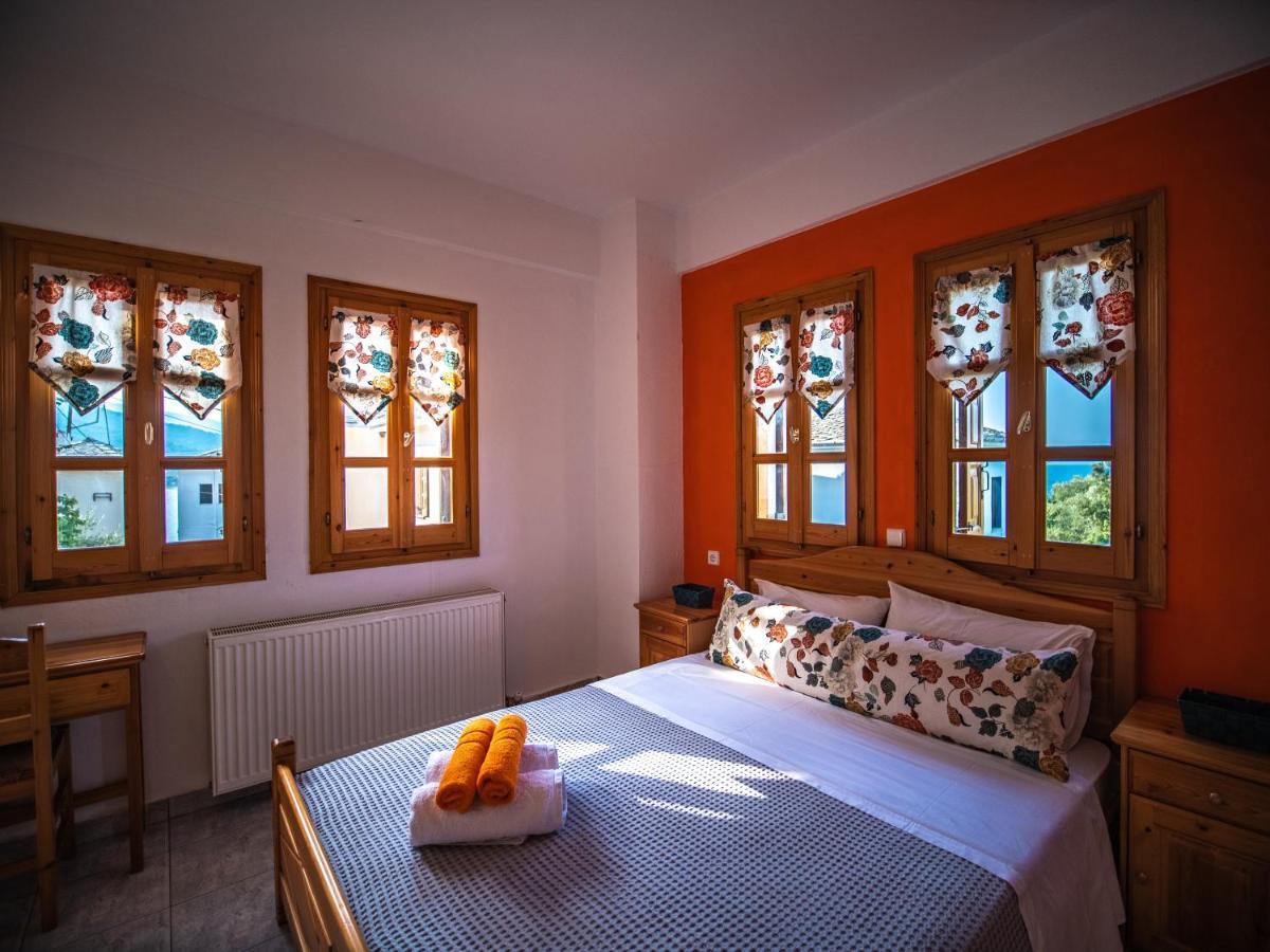 Orange House For Big Families In Damouchari - Delicious Houses Kültér fotó