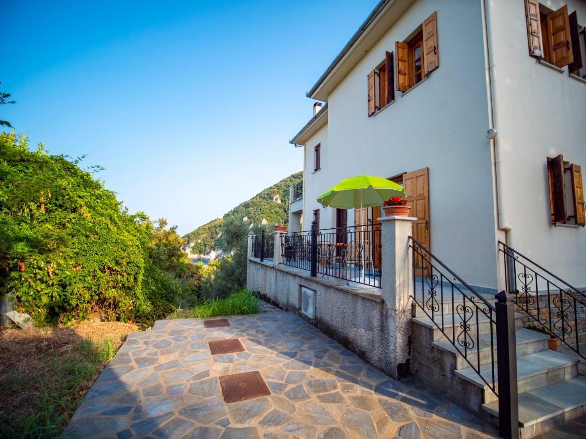 Orange House For Big Families In Damouchari - Delicious Houses Kültér fotó