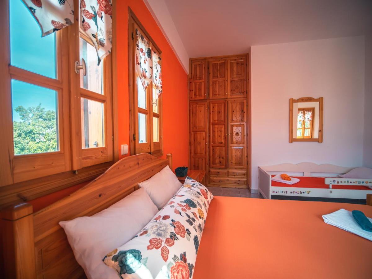 Orange House For Big Families In Damouchari - Delicious Houses Kültér fotó