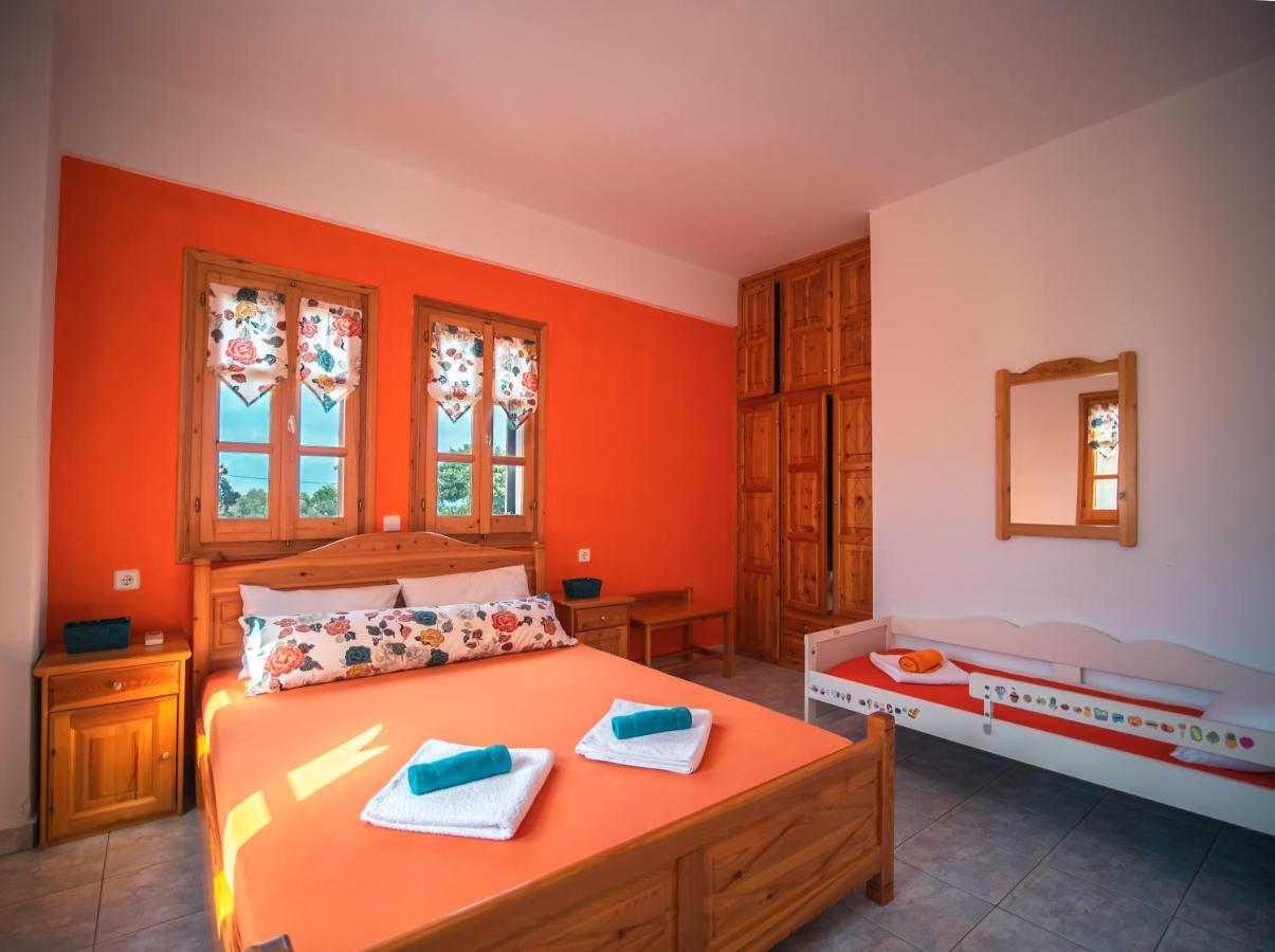 Orange House For Big Families In Damouchari - Delicious Houses Kültér fotó