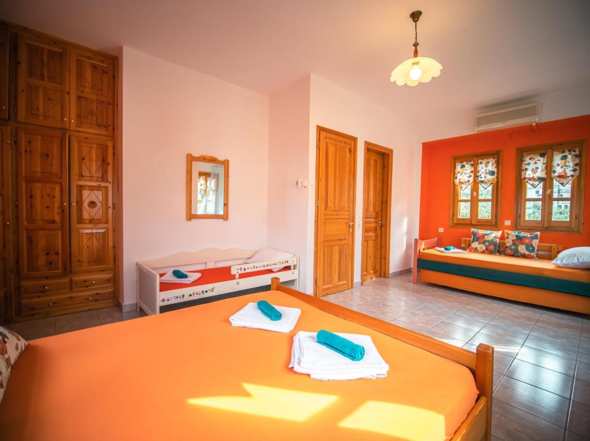 Orange House For Big Families In Damouchari - Delicious Houses Kültér fotó