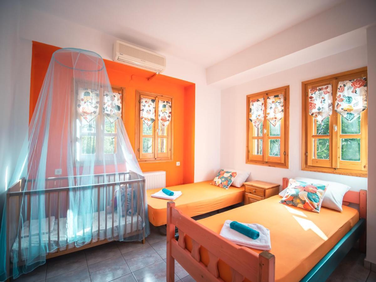 Orange House For Big Families In Damouchari - Delicious Houses Kültér fotó
